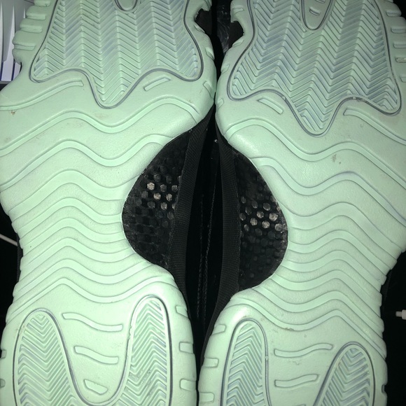 Air Jordan 11’s - Picture 5 of 6